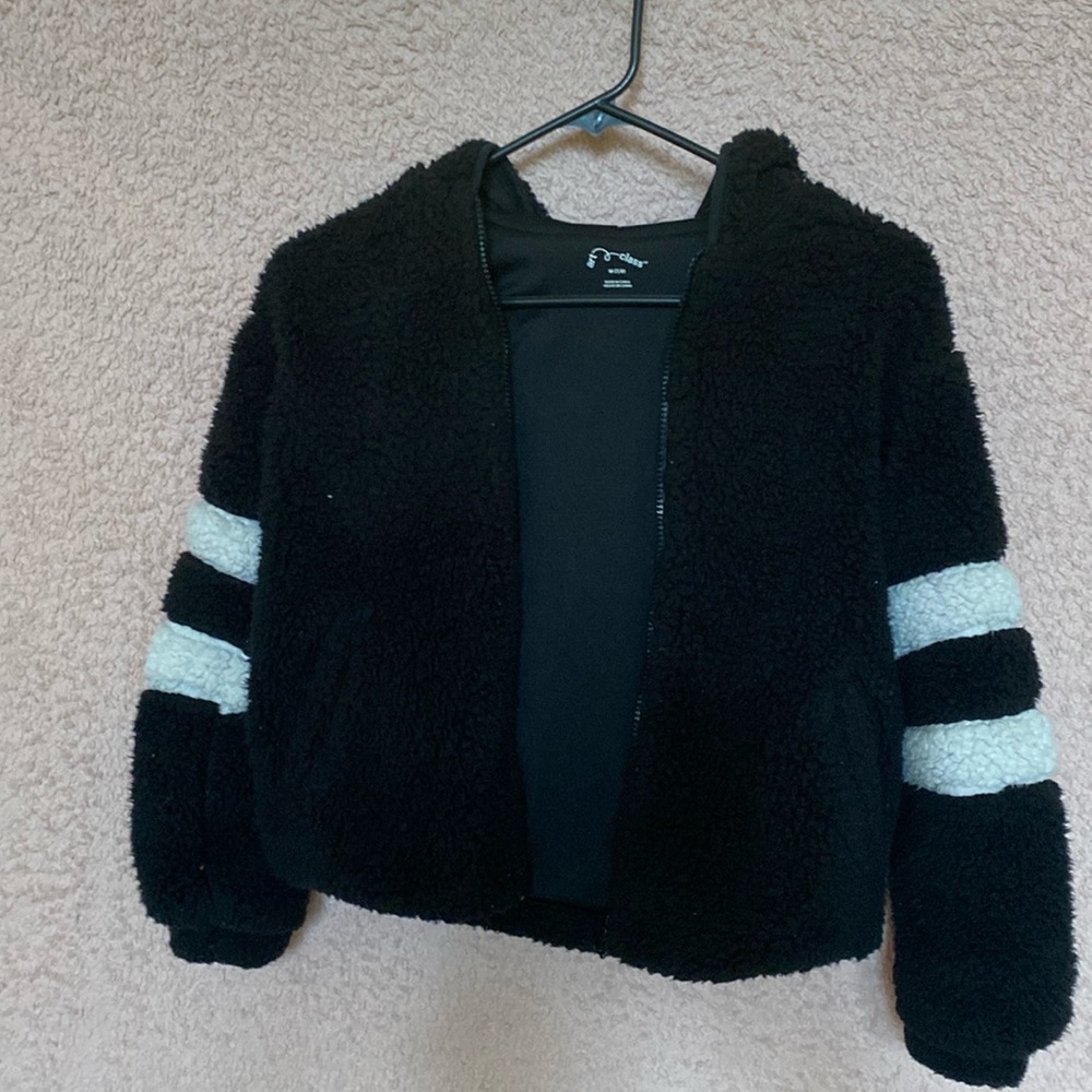 Fluffy “Art class” sweater w/ hoodie